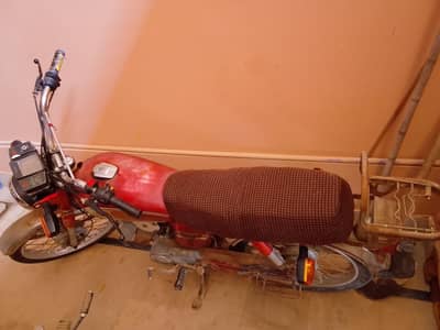 Yamaha model 1987