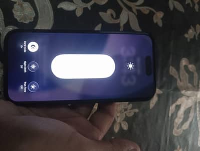 Apple iPhone 15