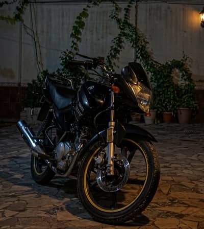 Yamaha YBR 125 2016