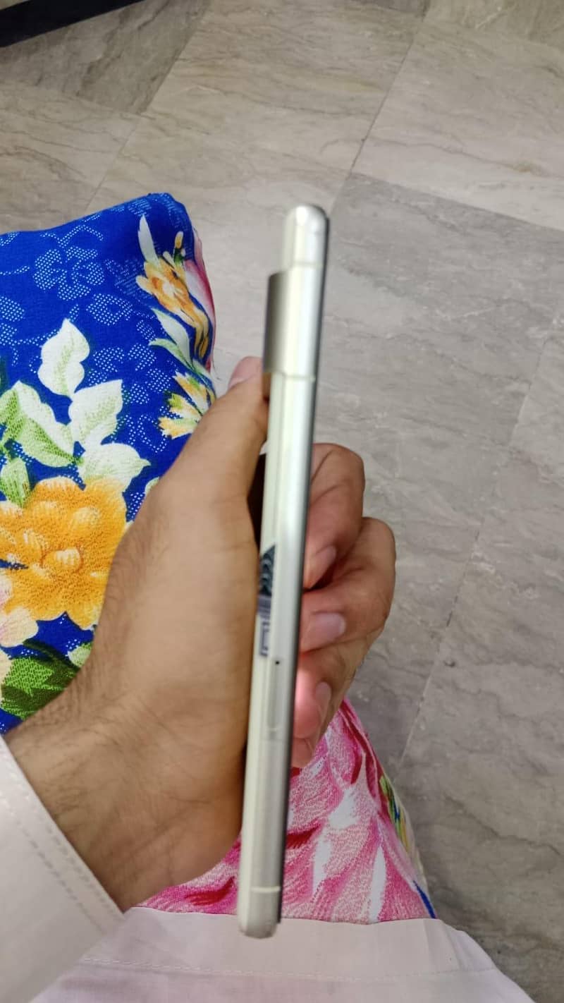 Google Pixel 7 3