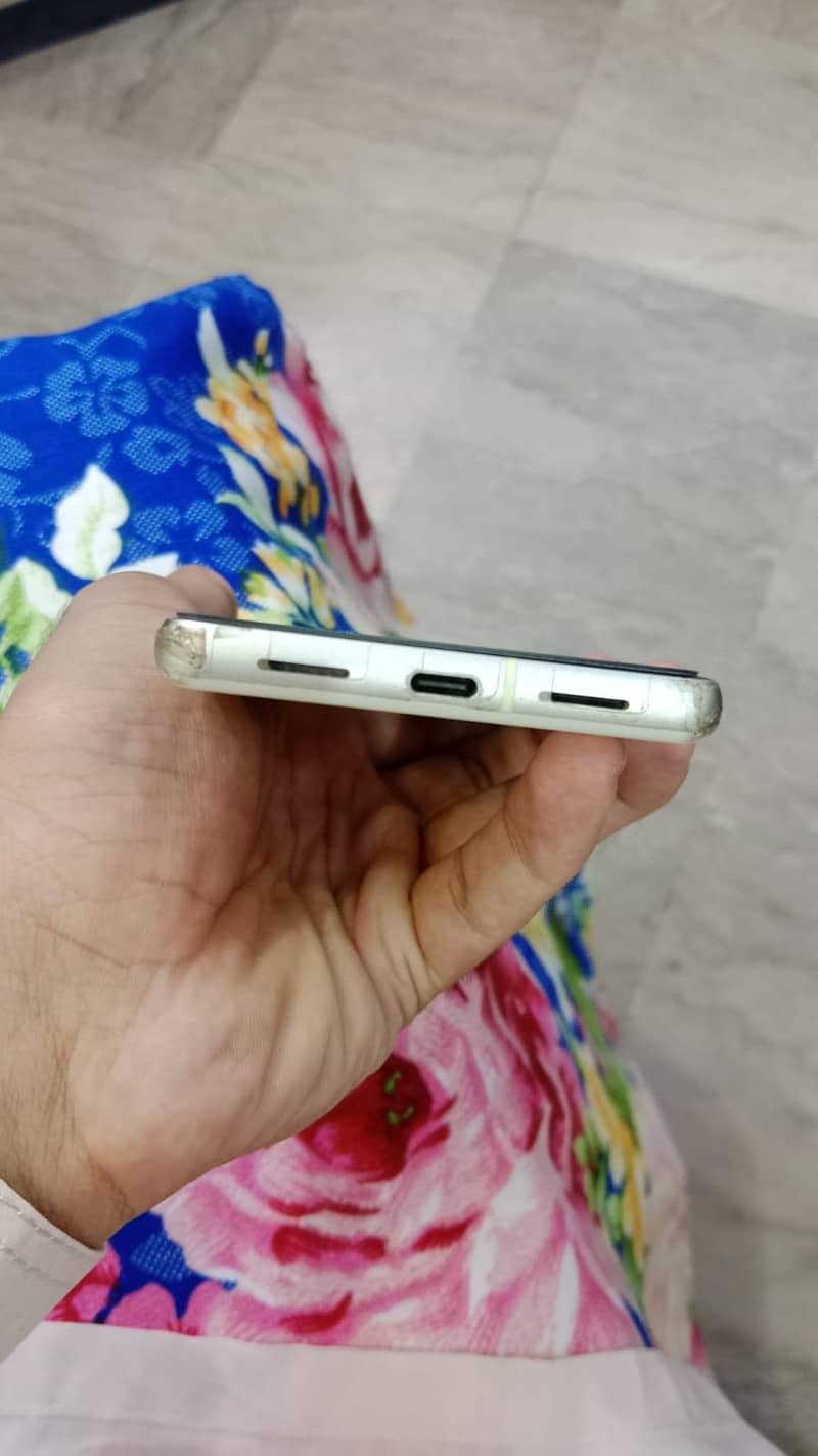 Google Pixel 7 6
