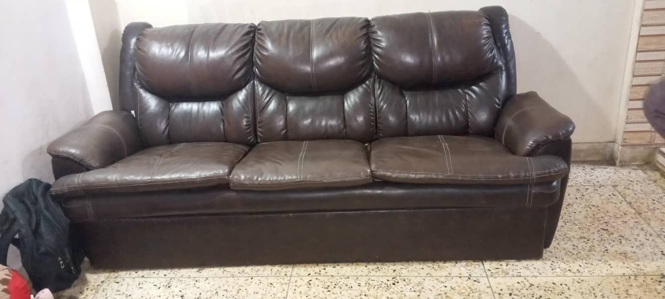 sofa good condition 0