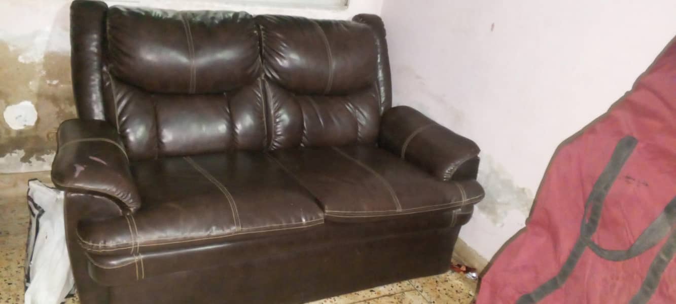 sofa good condition 1