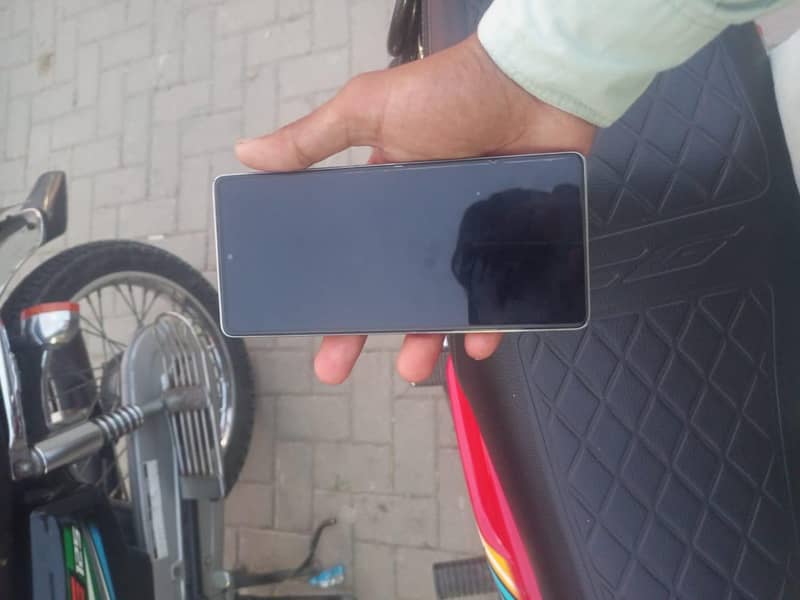 Infinix Zero 40 4