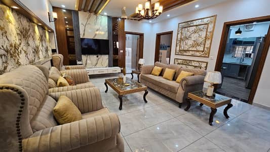 10 MARLA FURNISHED HOUSE DOUBLE UNIT OVERSEAS 2 FOR SALE