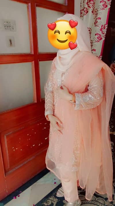 party wear gown stlye