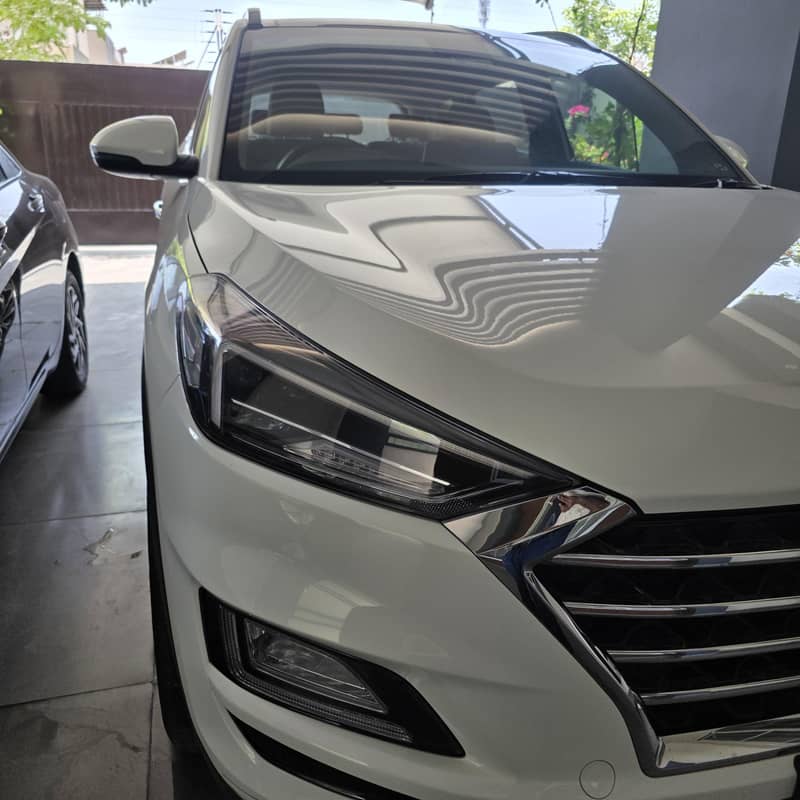 Tucson 12