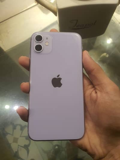 I phone 11 64gb JV health 82% condition 10/9 face id true tone all ok
