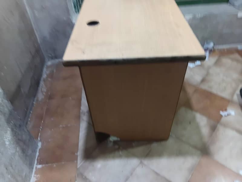 Wooden Computer Table 4