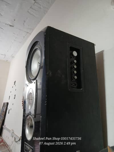 Extreme Speaker available and all ok condition