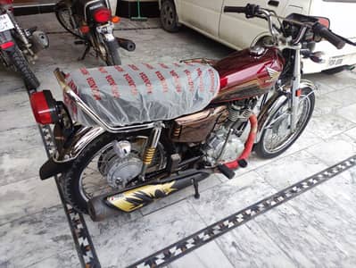 Honda CG 125 2024 special edition gold