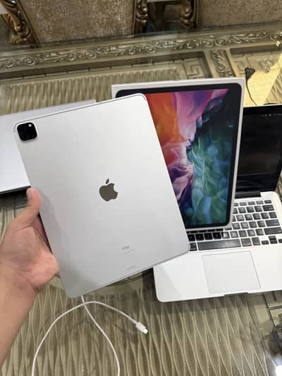 iPad Pro 4th generation 12.9 inches 128gb