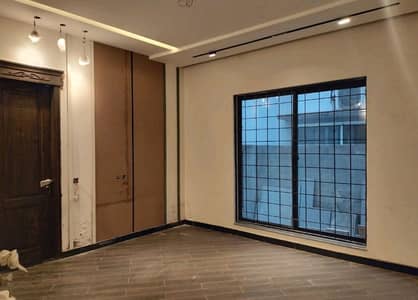 3 Marla Lower Portion For Sale Is Available In Multan Road