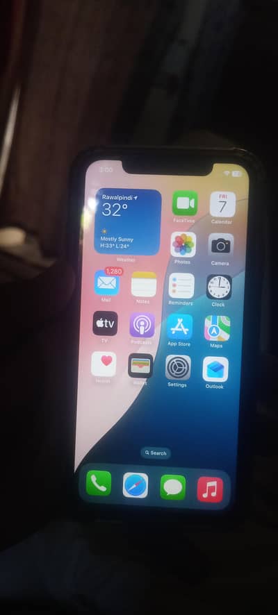 Apple iPhone XR