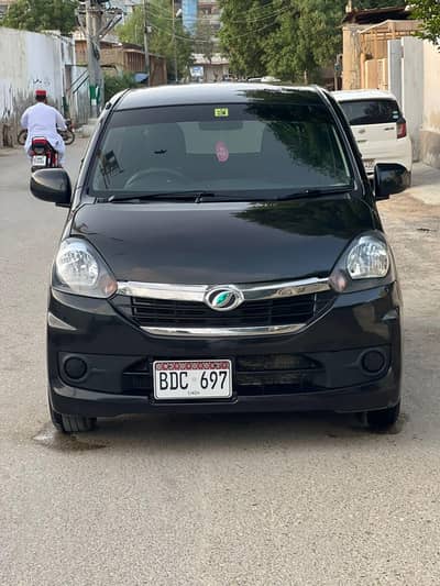 Daihatsu Mira 2012