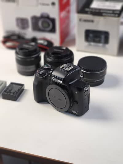 Canon m50 + 2 Lens + Extra Accessories