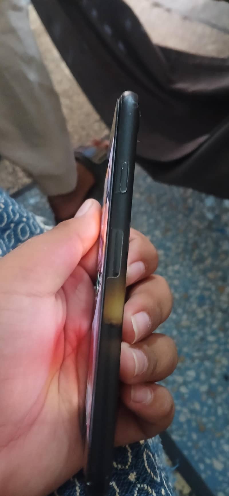 Apple iPhone 7 3
