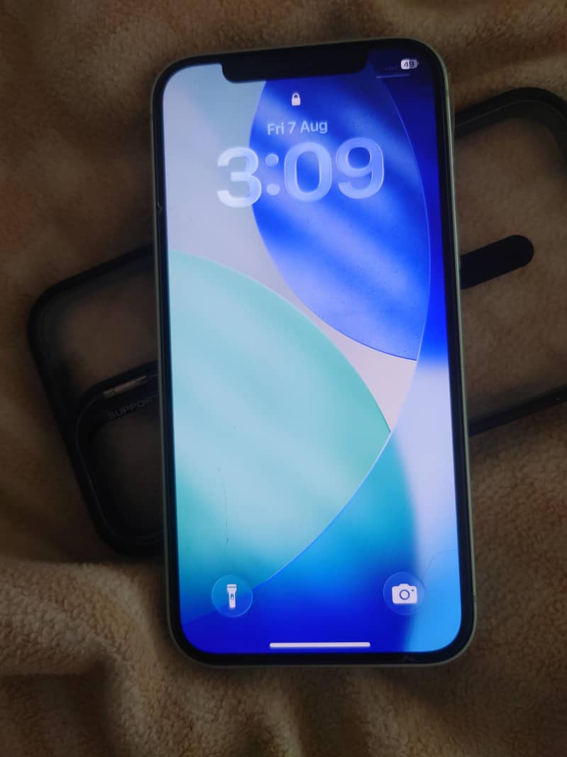 Apple iPhone 12 1