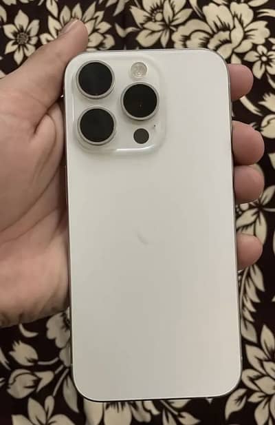 Apple iPhone 15 Pro