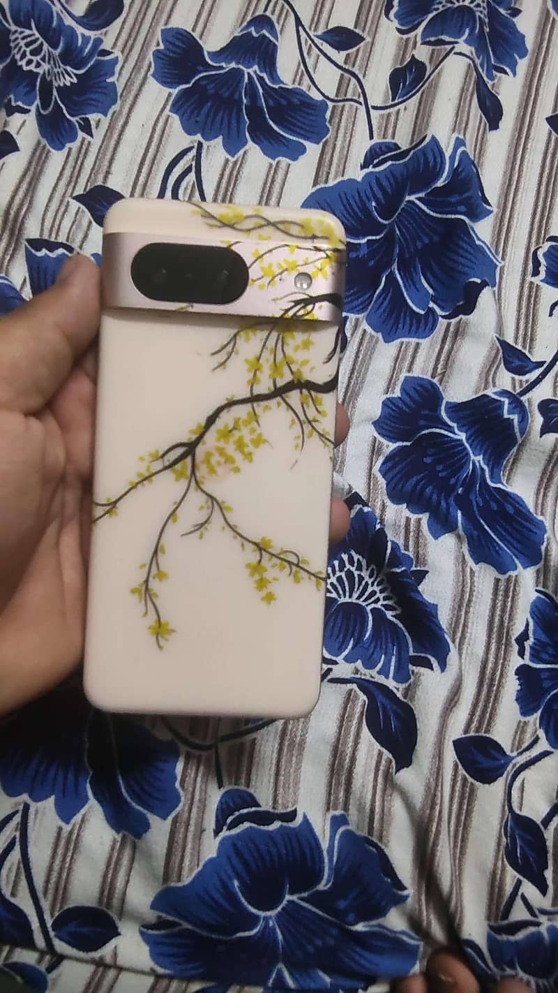 Google Pixel 8 1