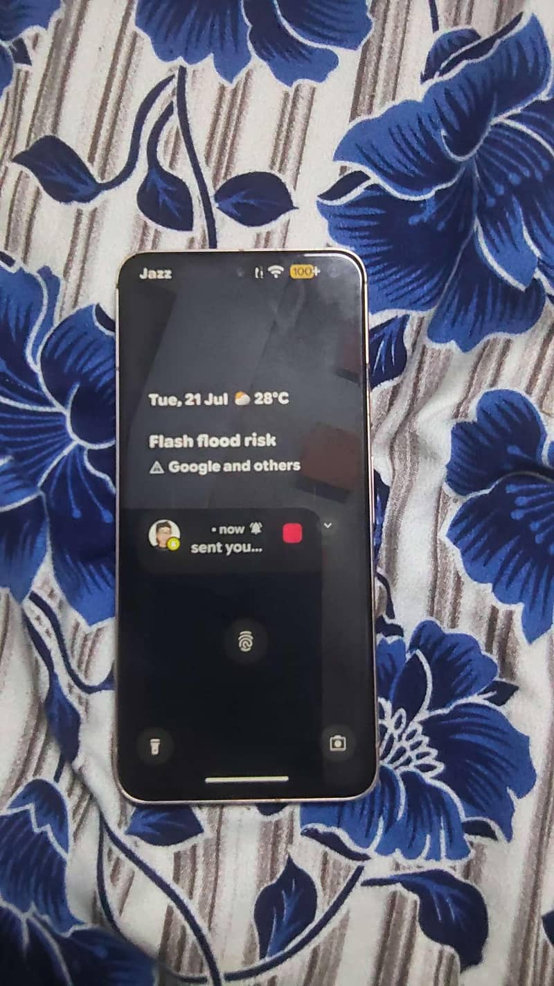 Google Pixel 8 2