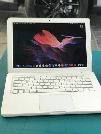 MacBook Mid 2010