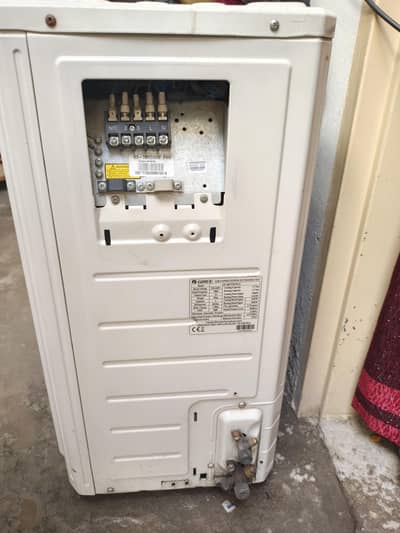 Gree 1.5 Ton DC Inverter AC
