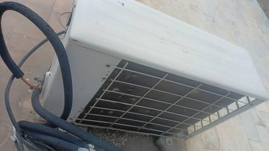 1.5ton gree Ac
