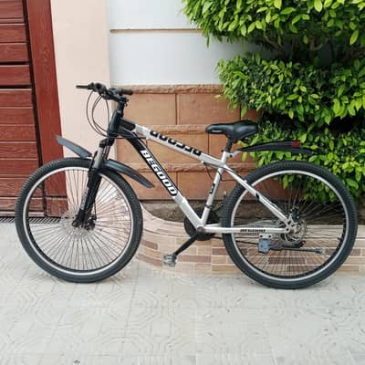 BEGOOD imported bicycle  size 27.   contact 0/33/125/0/66032