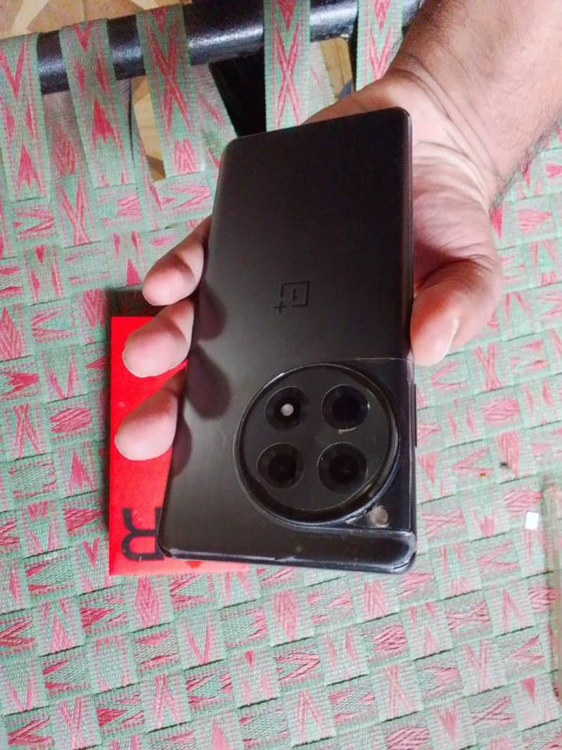 One Plus 12R 3