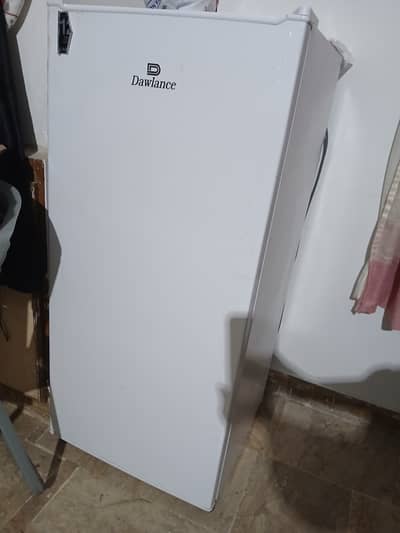 Dawlance small frodgw with ice box s