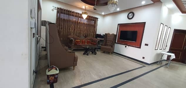 kanal double storey independent house for rent in revenue society