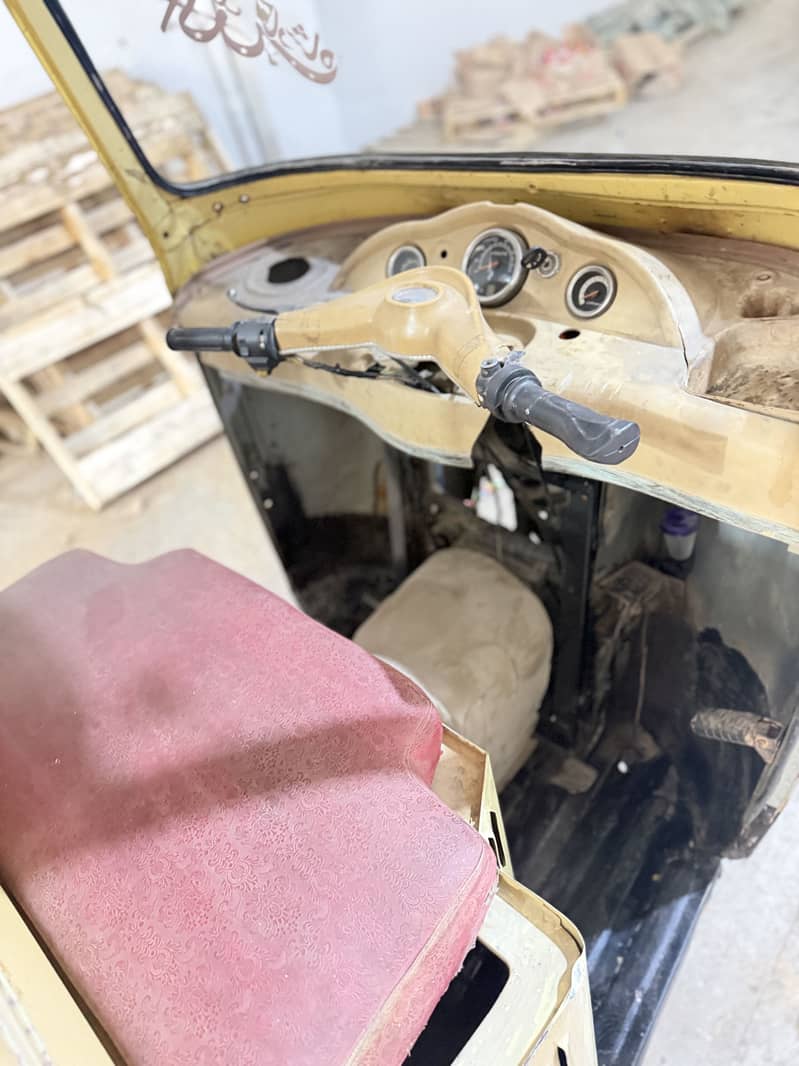 Loader rickshaw 1