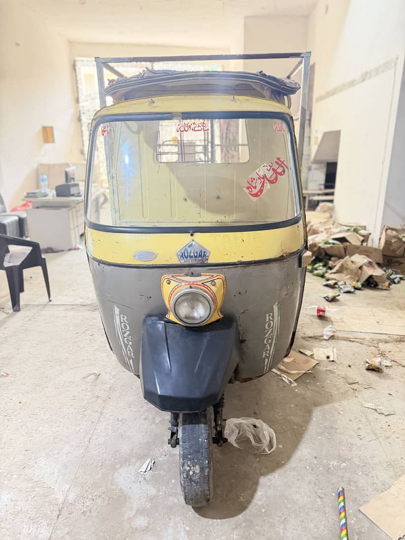 Loader rickshaw 2