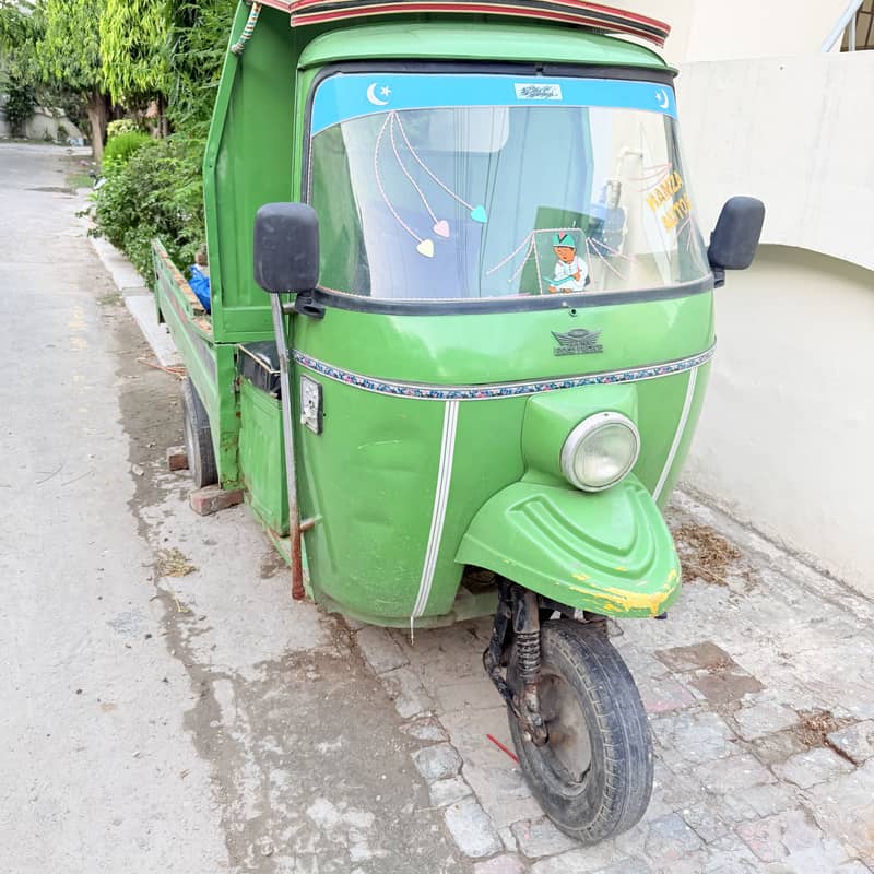 Loader rickshaw 6