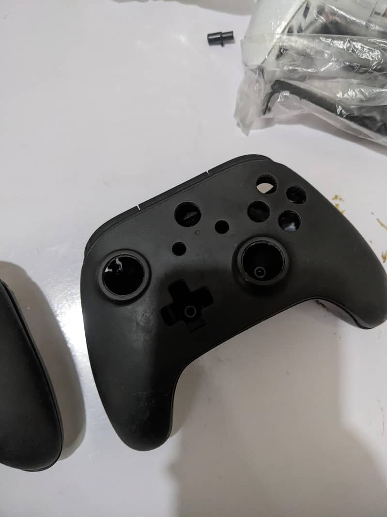 ps5 dead controller and Xbox one shell controller 7