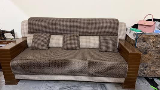 Used sofa set for sale in excellent condition. (5 seater sofa set ).