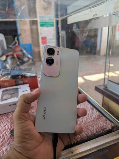 Vivo Y19s