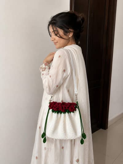 Crochet Rose Bouquet Handbag