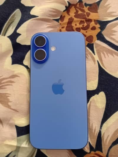 Apple iPhone 16