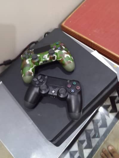 fully new pre-installed games 10/10 condition with two controllers