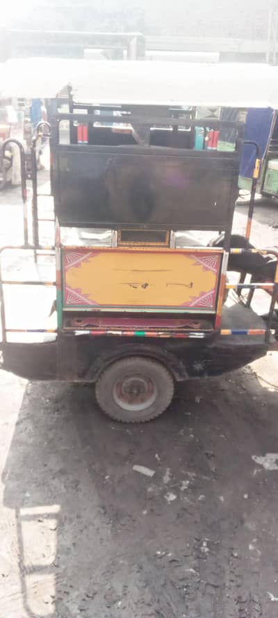 rickshaw body sale krni ha