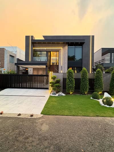 10 MARLA MODERN DESIGN HOUSE FOR RENT IN DHA PHASE 6 A BLOCK