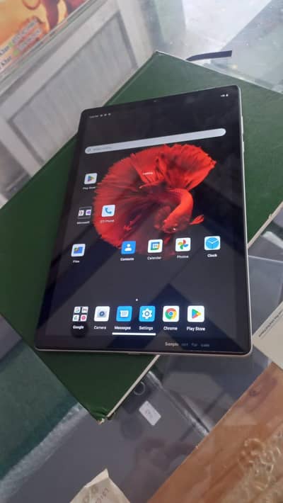 lenovo tab 6 4gb/64gb 10inchi amulet Andirod 11  7000mah battery
