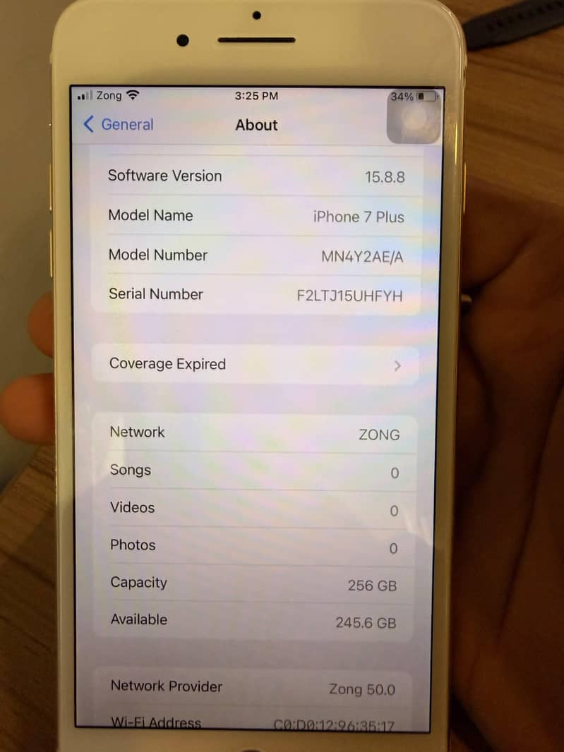 Apple iPhone 7 Plus 1
