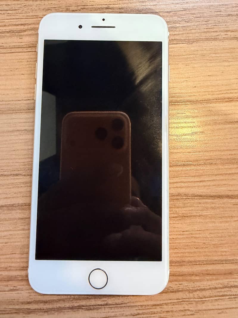 Apple iPhone 7 Plus 8