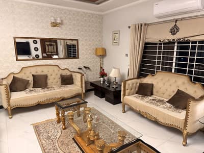 7 Seater Luxury Chinioti Sofa Set