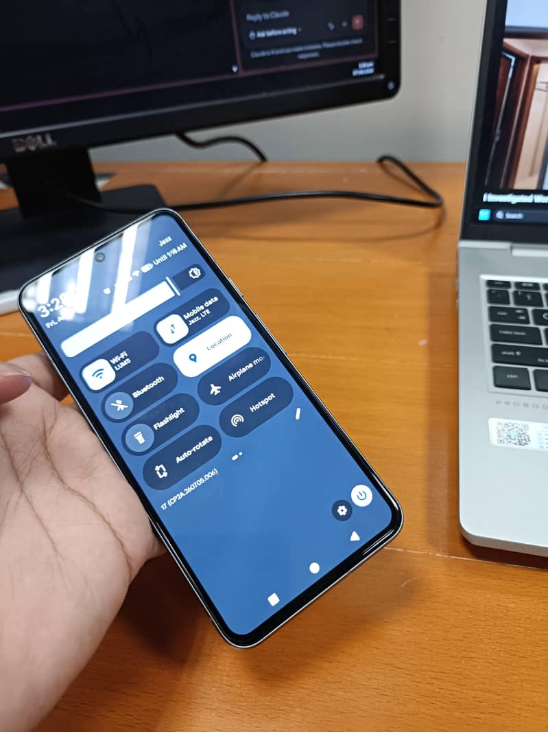 Google Pixel 8 3