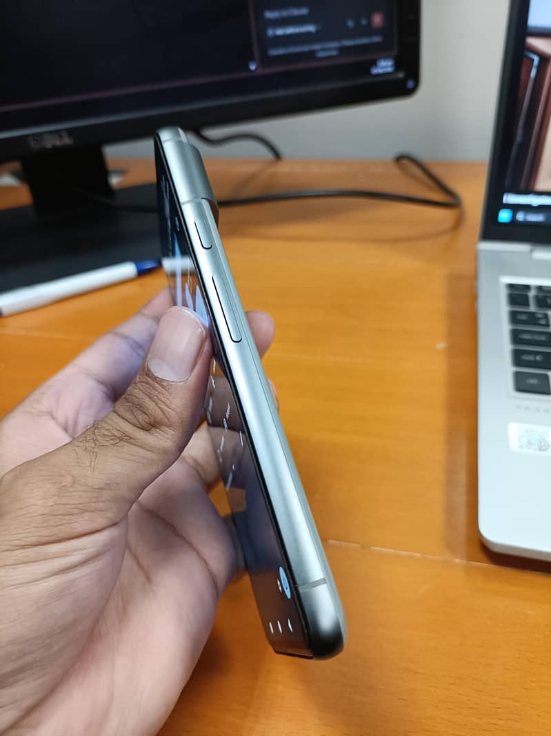 Google Pixel 8 7
