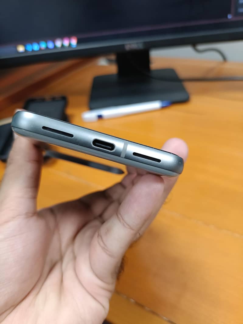Google Pixel 8 9